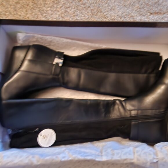 Giani Bernini "Catrinaa" Leather Black Boots. NIB. Size 6 Wide Calf. - Picture 5 of 12